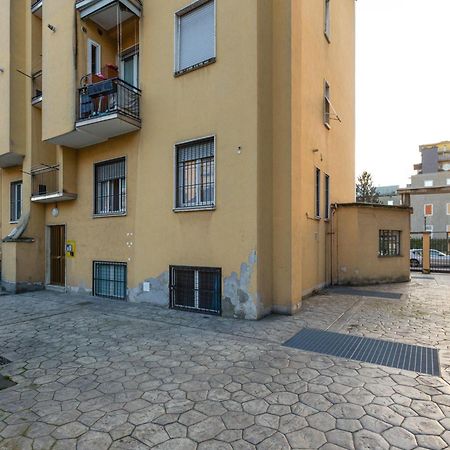 Affori M3 - Modern And Cozy Studio Мілан Екстер'єр фото